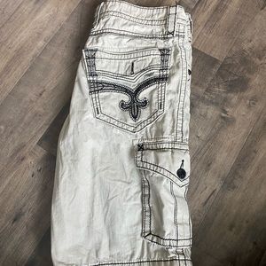 they are like brand new hardly warn! size 34/24